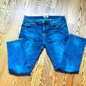 Joseph Abboud Men’s Slim Fit Jeans